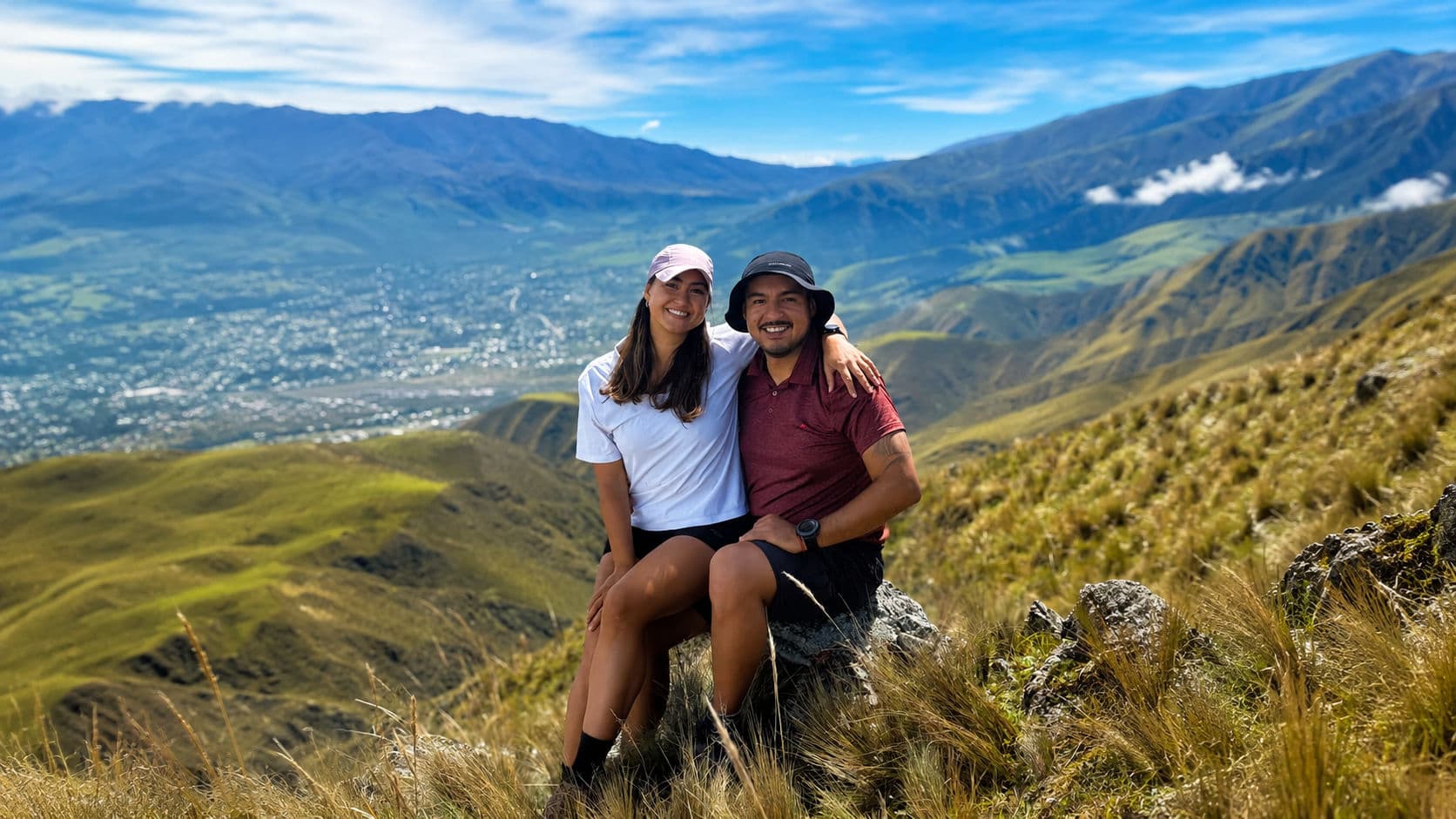 Pareja en la montaña